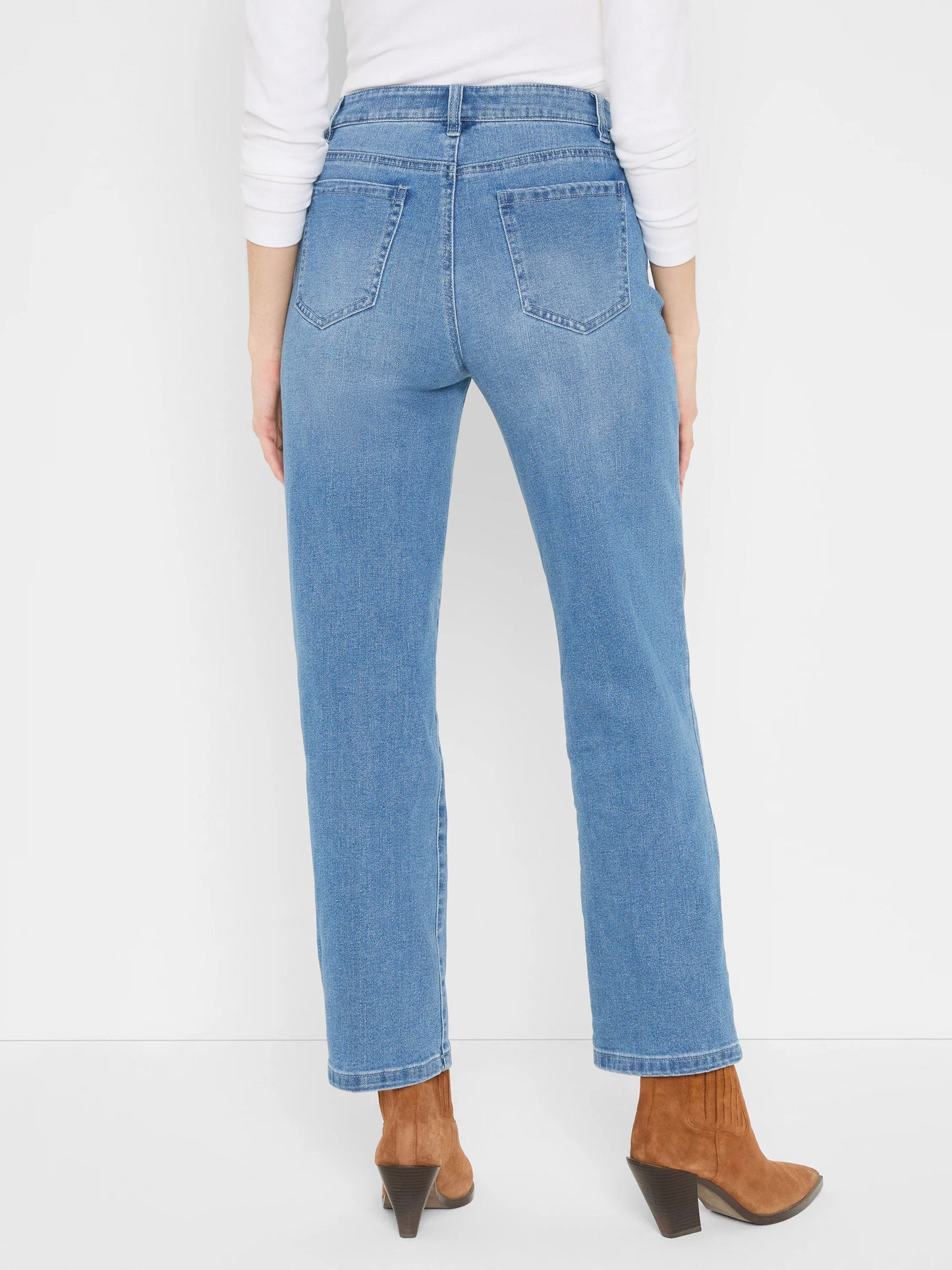 Recess Straight Ankle Jeans